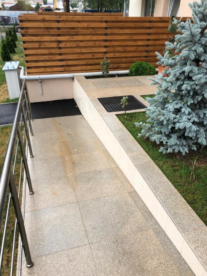 Luxury Westpark 2-Room Apartment Lakeview W5 Bucharest Exterior photo